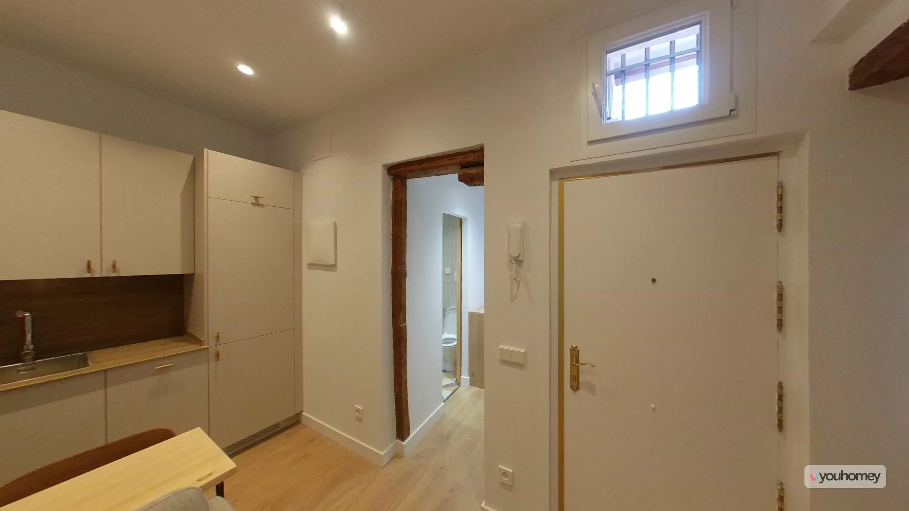 Property in Embajadores — photo 4