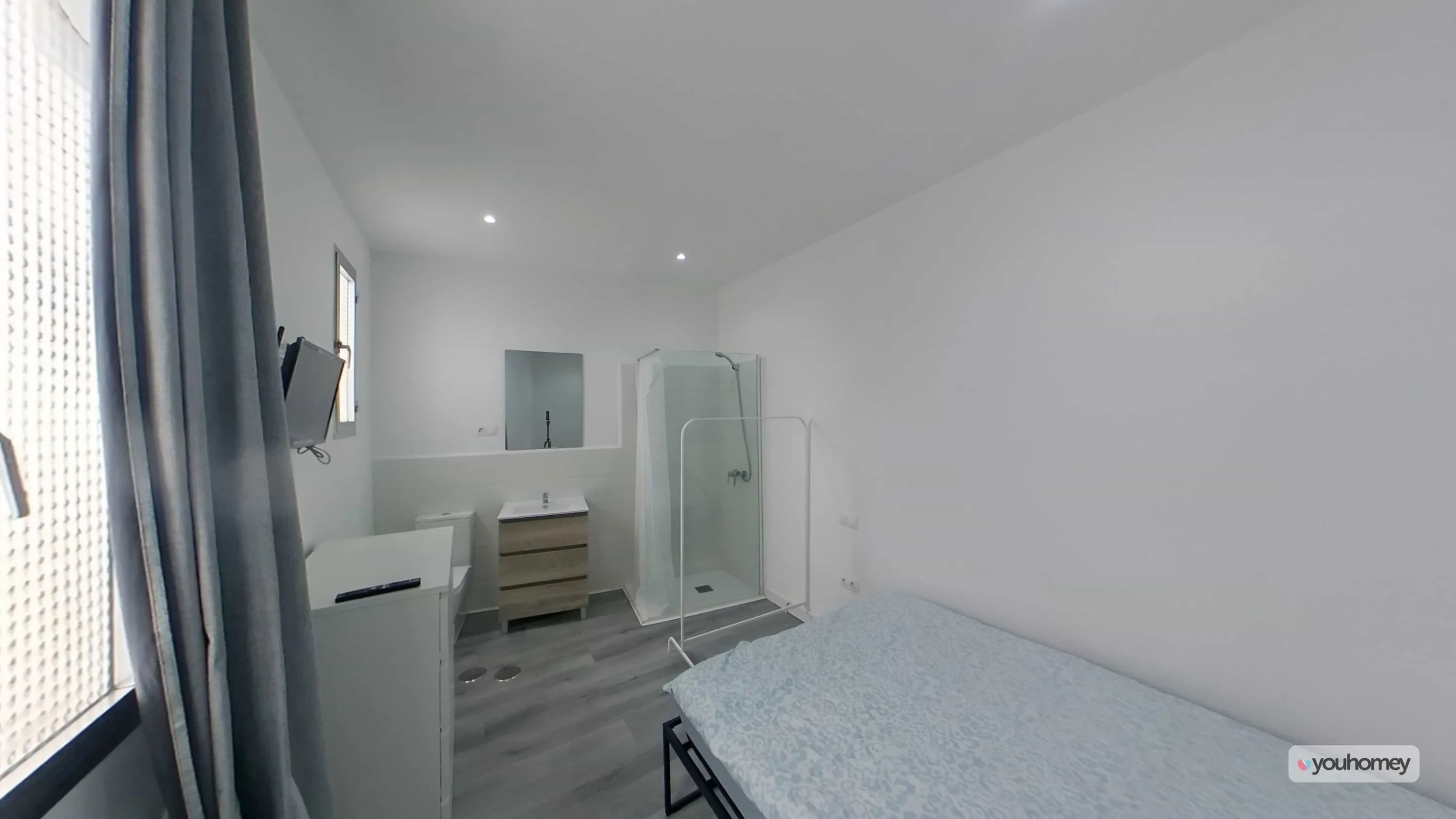 Property in Cuatro Caminos — photo 2