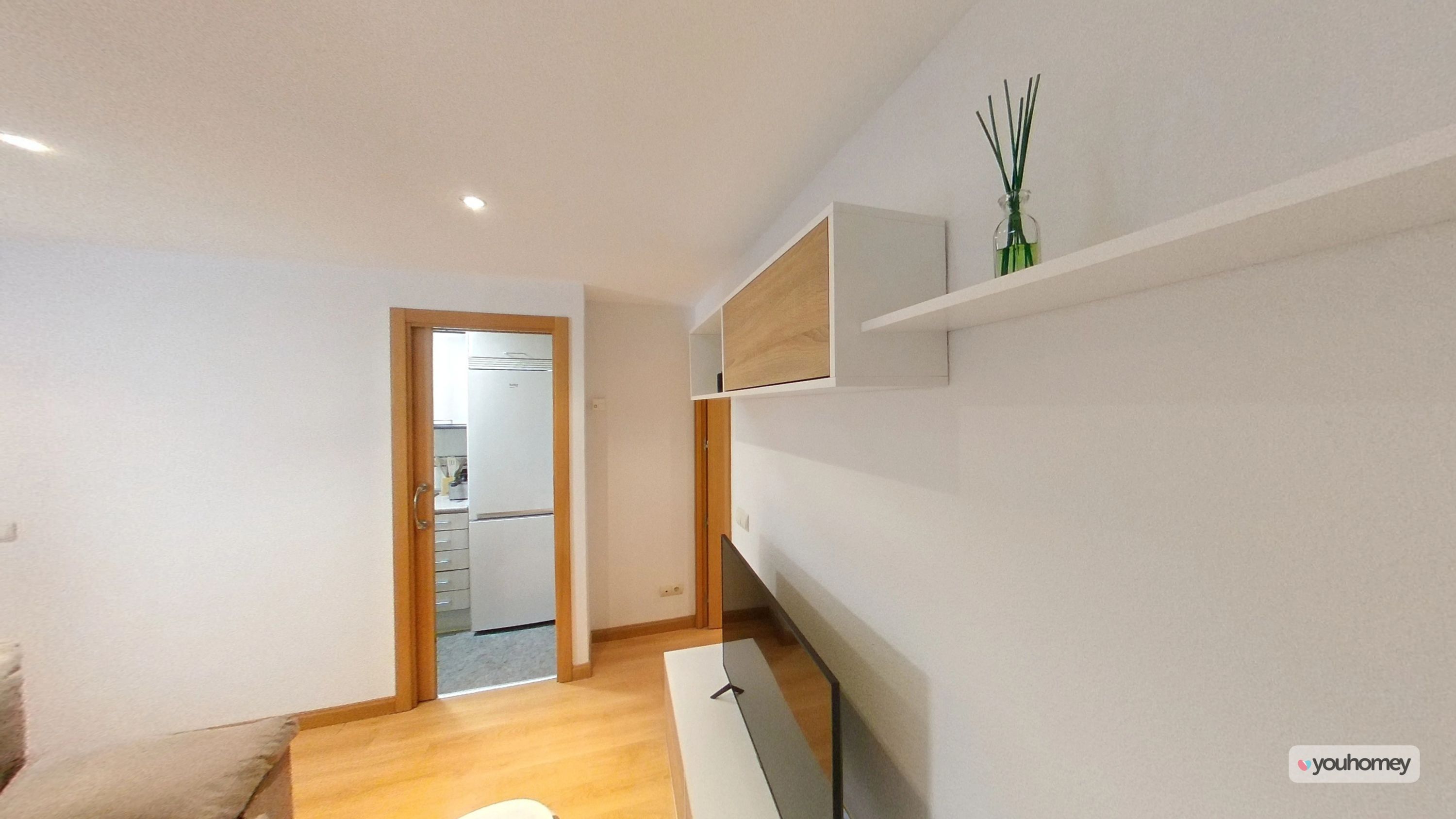 Property in Embajadores — photo 2