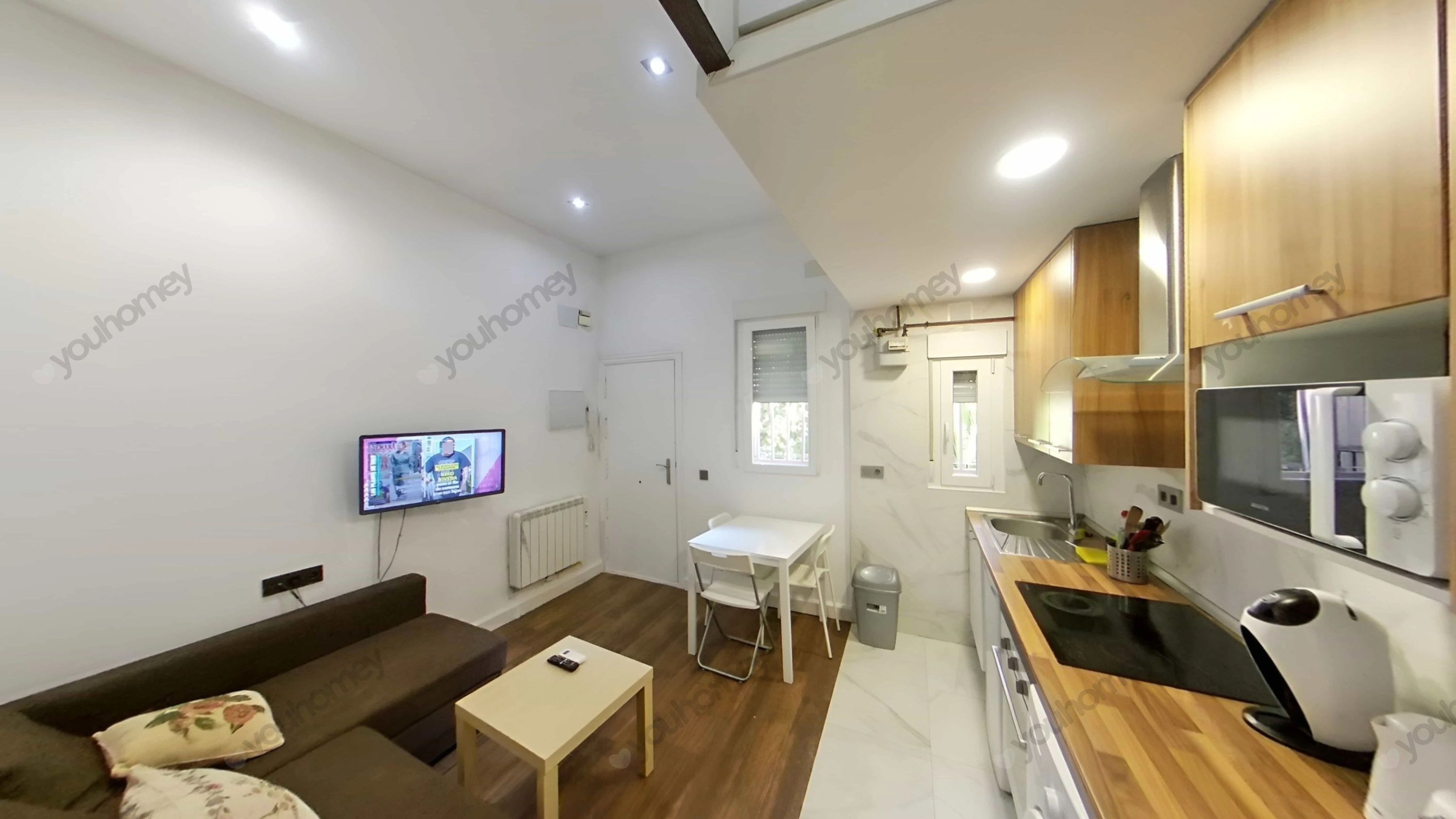 Property in Embajadores — photo 4