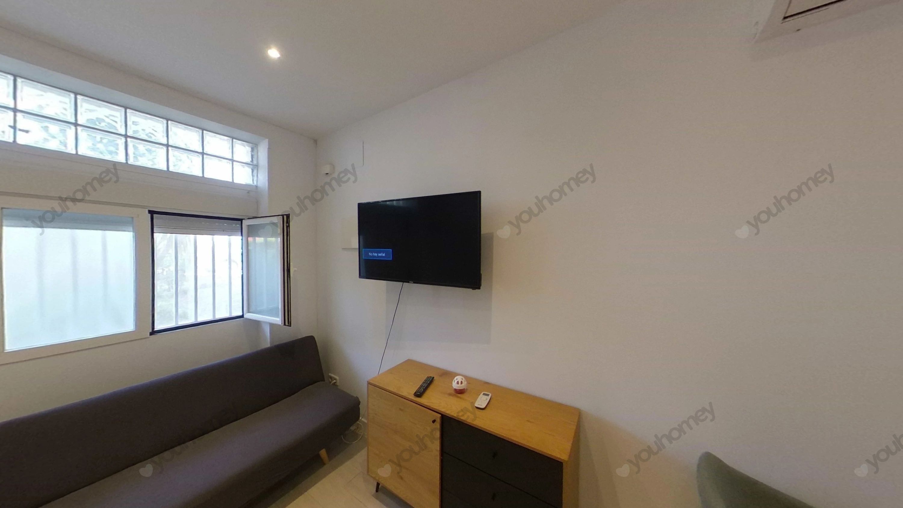 Property in Pinar del Rey — photo 4