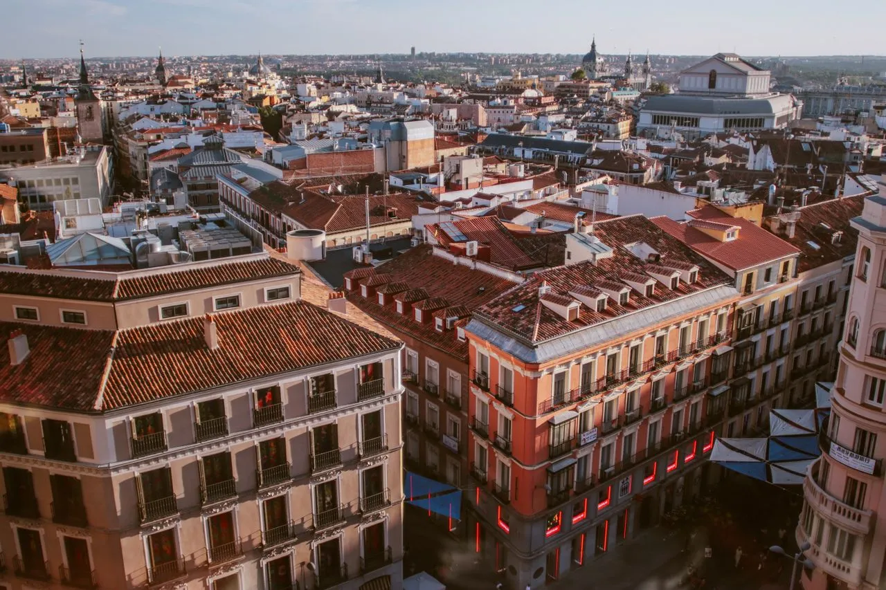 141 solicitudes por vivienda: la oferta de alquiler cae en 2026